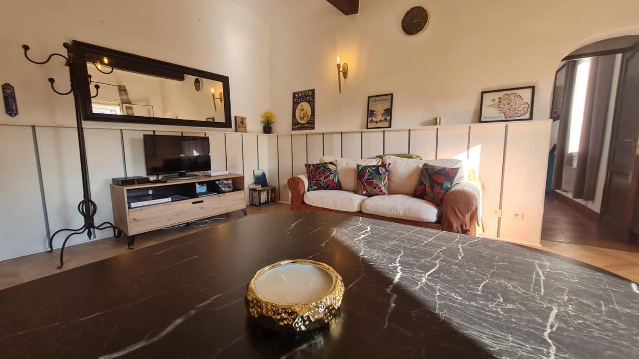 Sunny Apartment With Nice View In History City Center Aix-en-Provence Zewnętrze zdjęcie