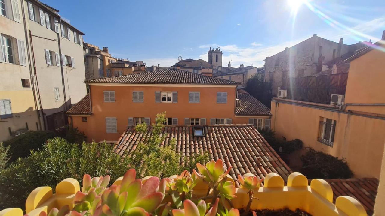 Sunny Apartment With Nice View In History City Center Aix-en-Provence Zewnętrze zdjęcie